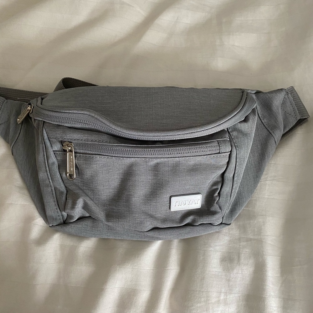 Heathered Grey Fanny Pack